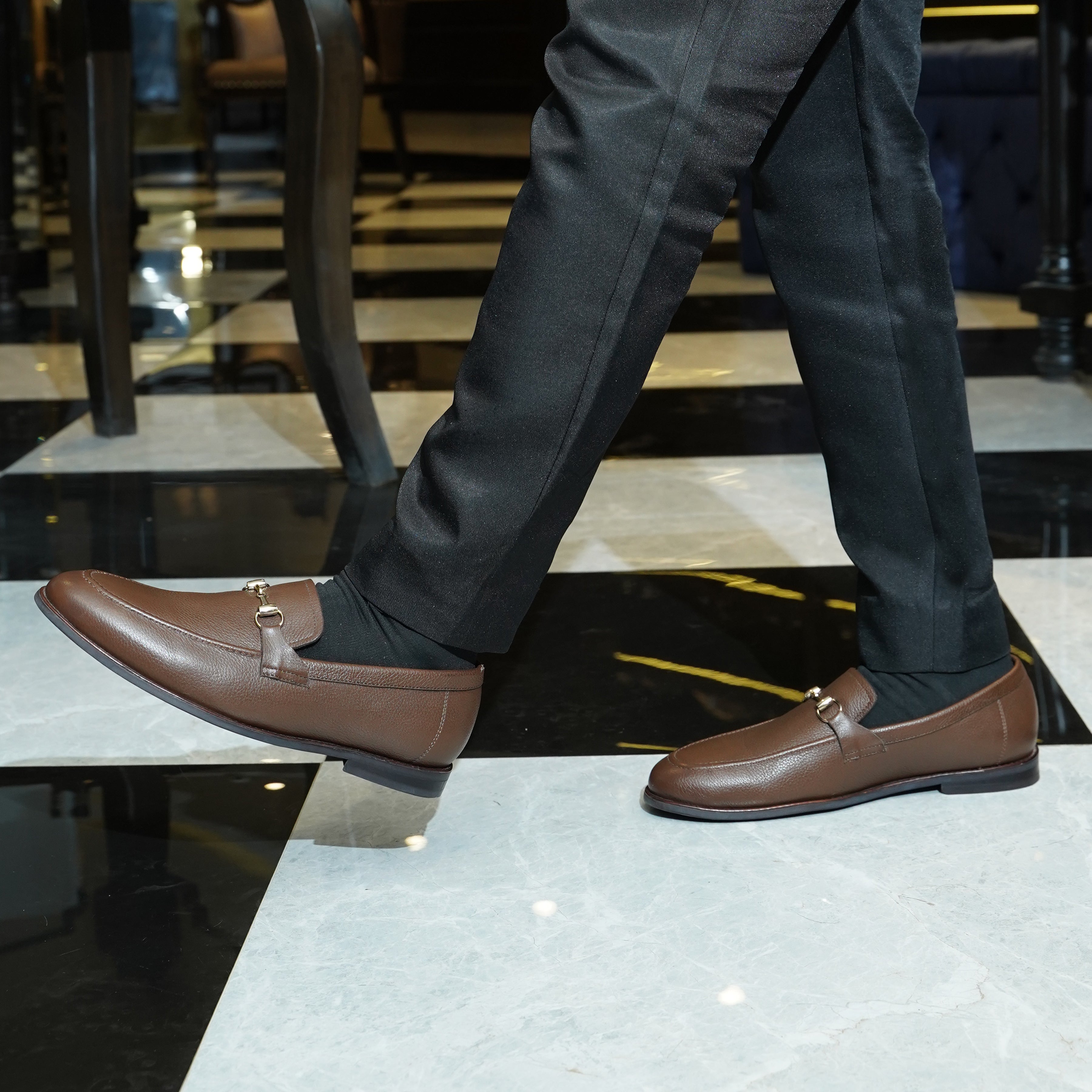 Abada - Men's  Brown Pebble Grain Leather Loafer