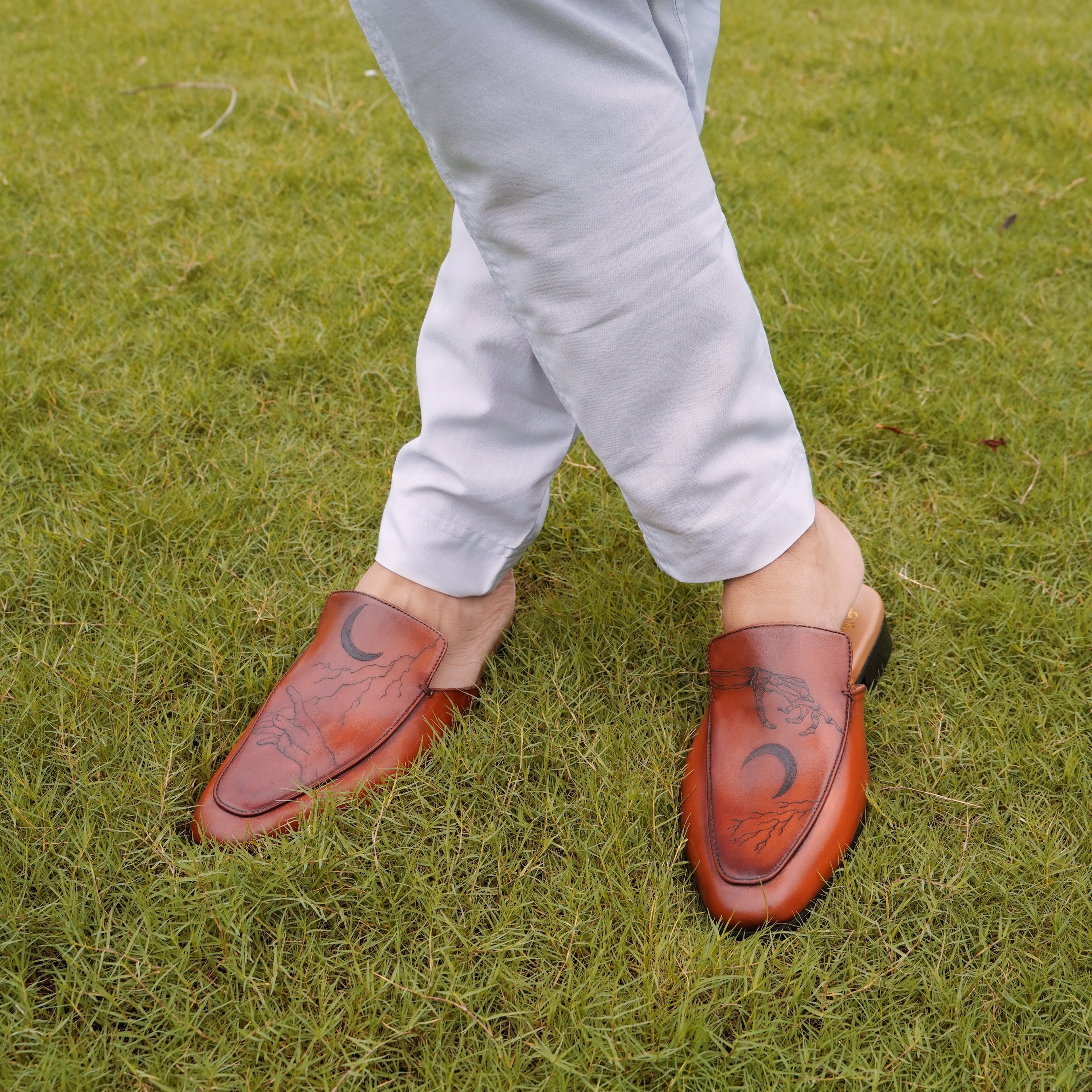 Werth - Men's Brown Calf Leather Slipper (Hands and Crescent Edition)