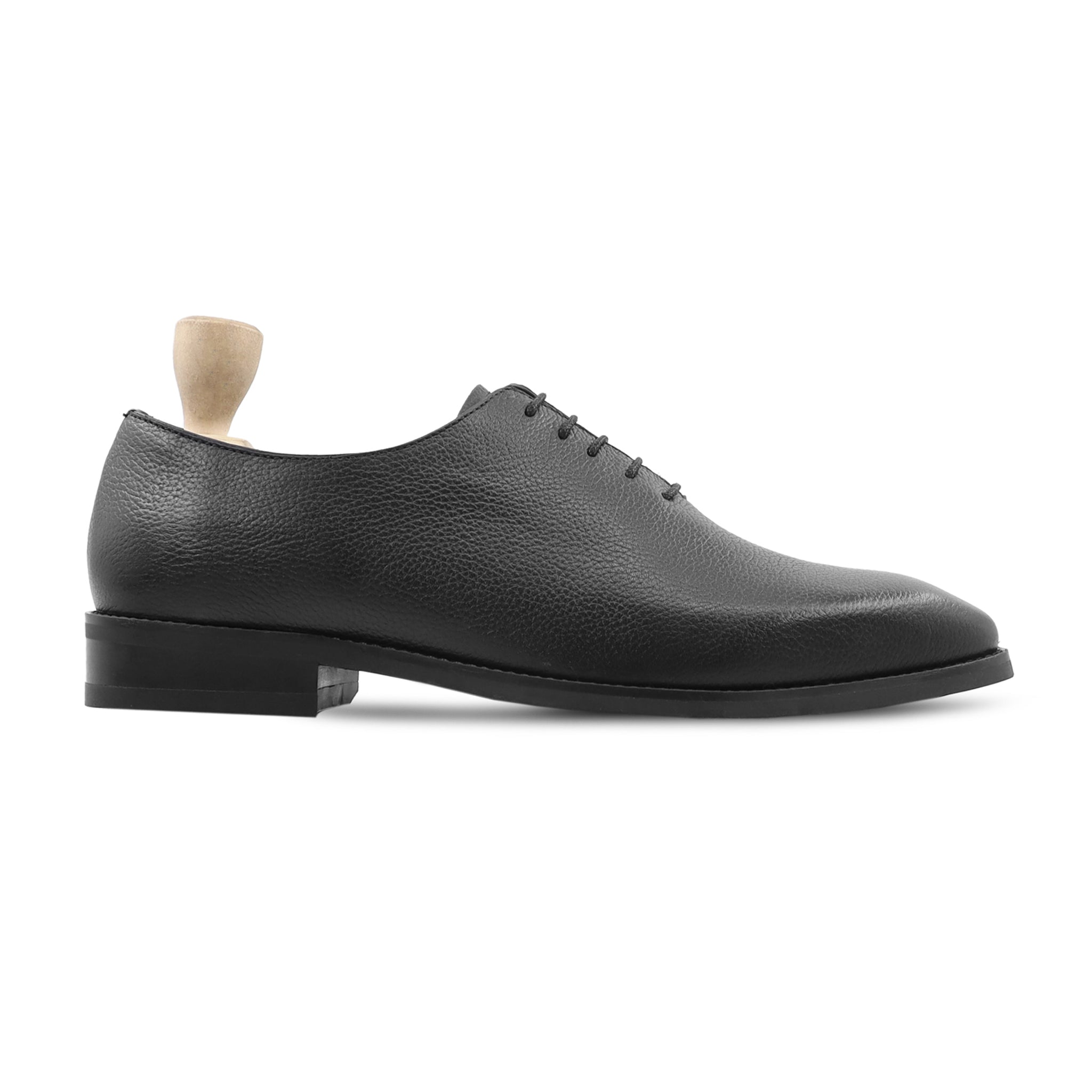 Tromso - Men's Black Pebble Grain Wholecut Shoe