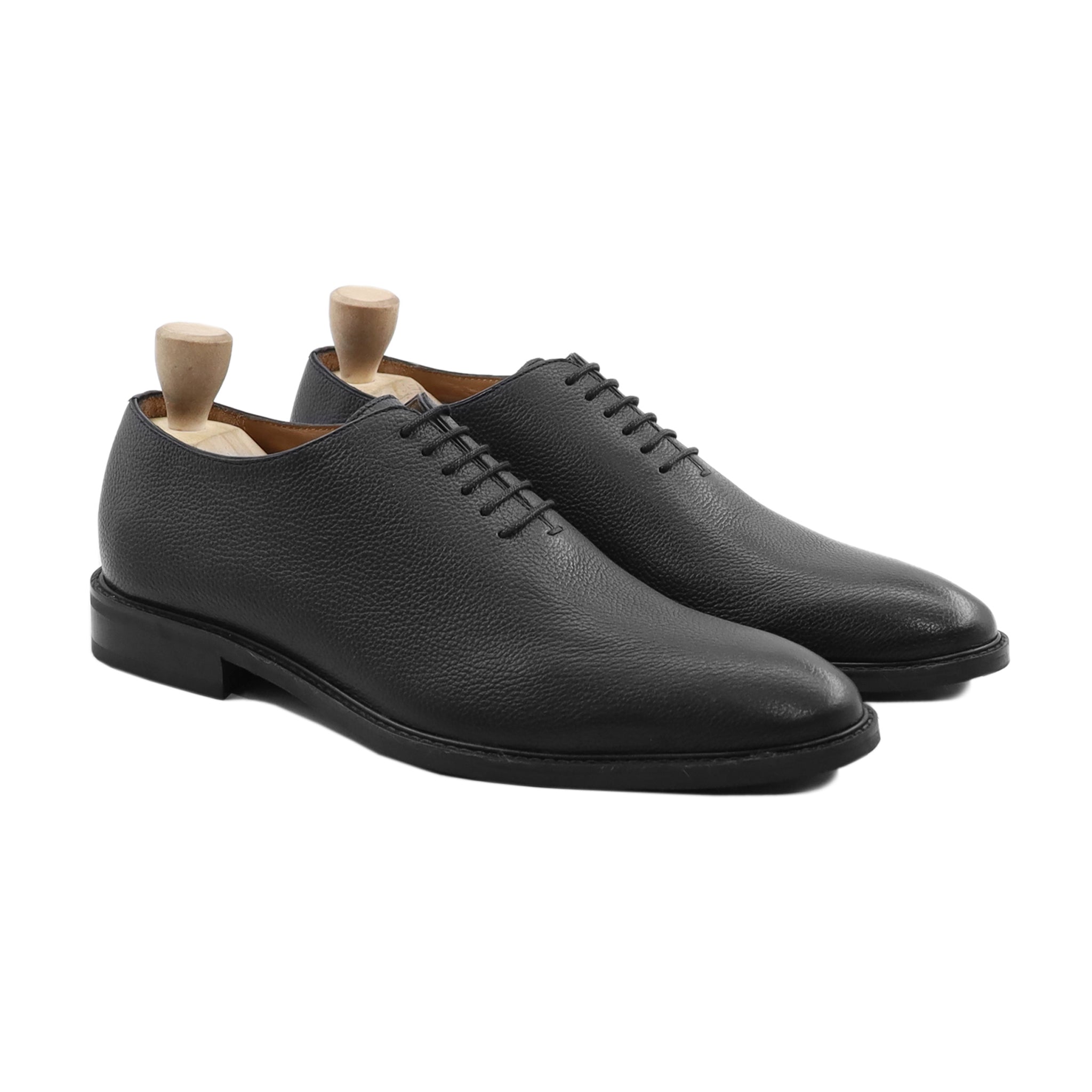 Luja - Men's Black Pebble Grain Leather Wholecut Shoe