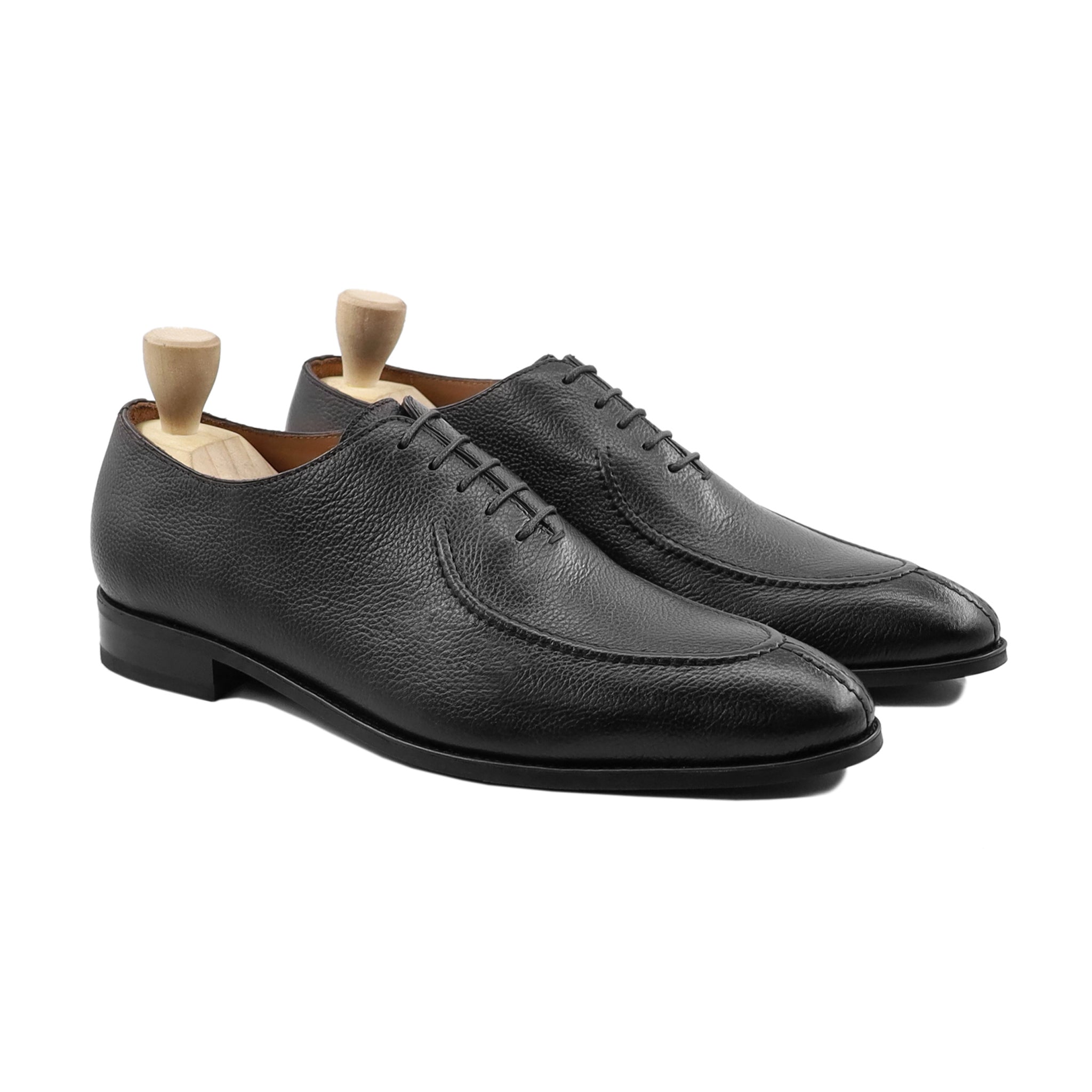 Torun - Men's Black Pebble Grain Leather Wholecut Shoe